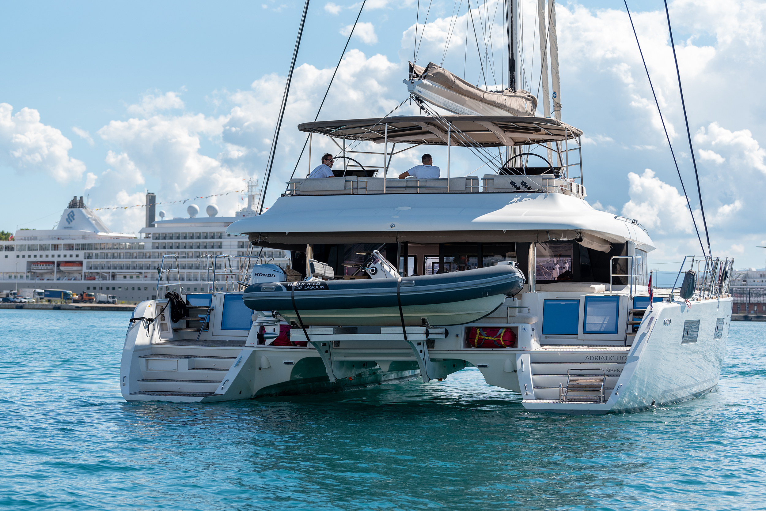 Lagoon 620 - Image 16