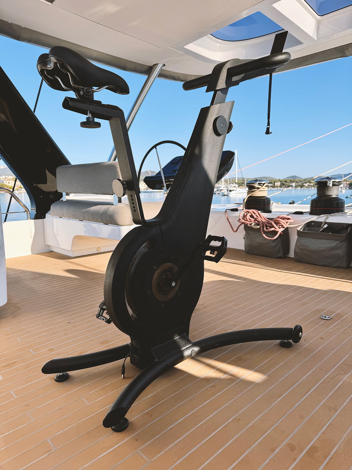 Lagoon 65 - Image 15