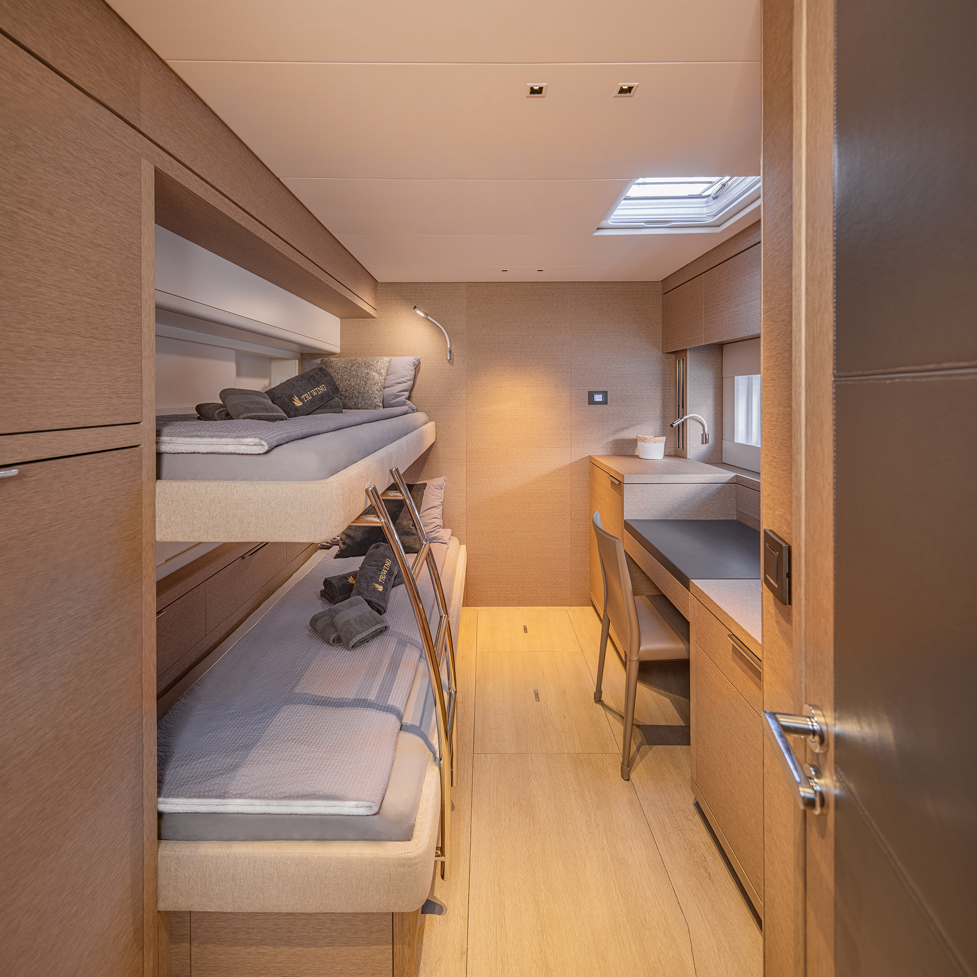 Lagoon 65 - Image 20